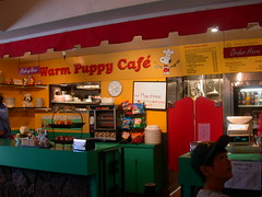 Warm Puppy Cafe