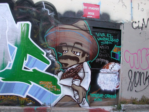 viva el vandalizmo - Osage Alley, 11 July '05