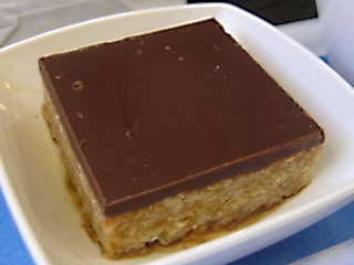 RBA - Crunchy Chocolate Muesli Slice