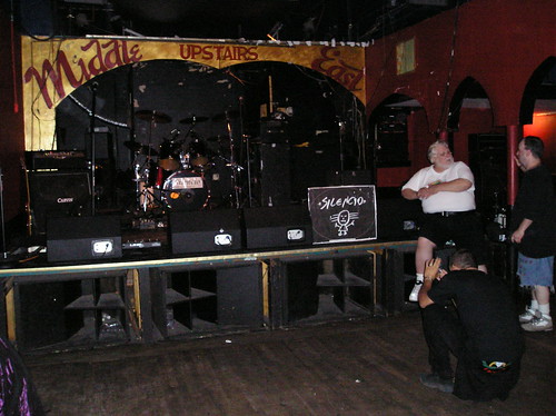 The empty stage just before Silencio was set to perform